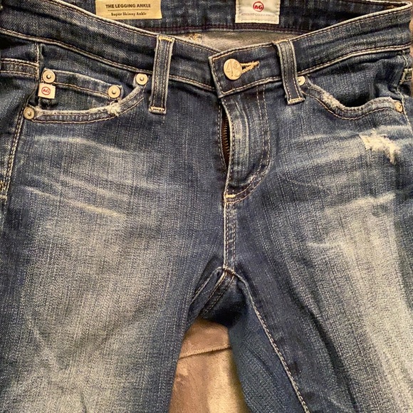 AG Adriano Goldschmied the legging ankle jeans (Size 24R). - Picture 3 of 10